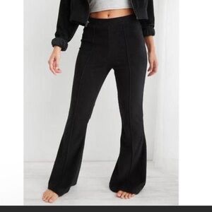 AERIE Womens Black Flare Corduroy Velvet Pant Sz XS Athletic Casual Lounging
